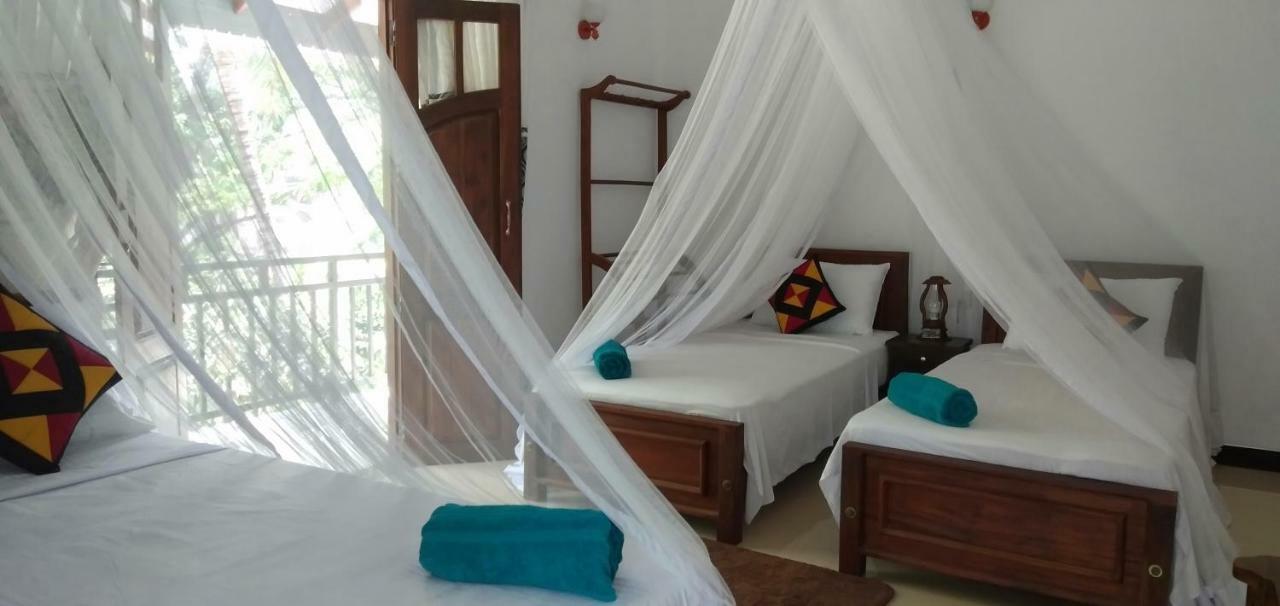 Liyara Home Stay Sigiriya Dış mekan fotoğraf